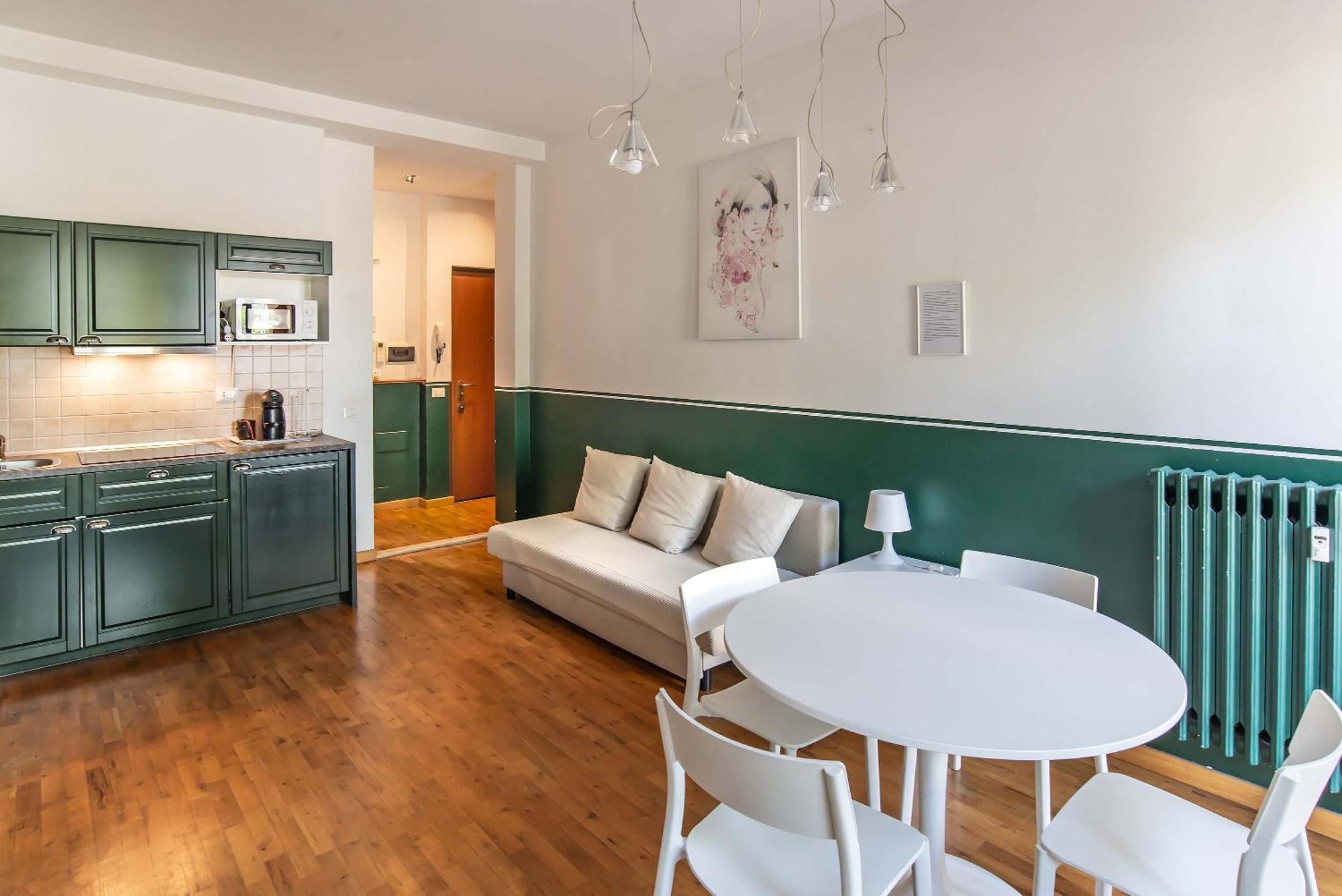 Lusa Suite With Free Private Parking Флоренция Экстерьер фото
