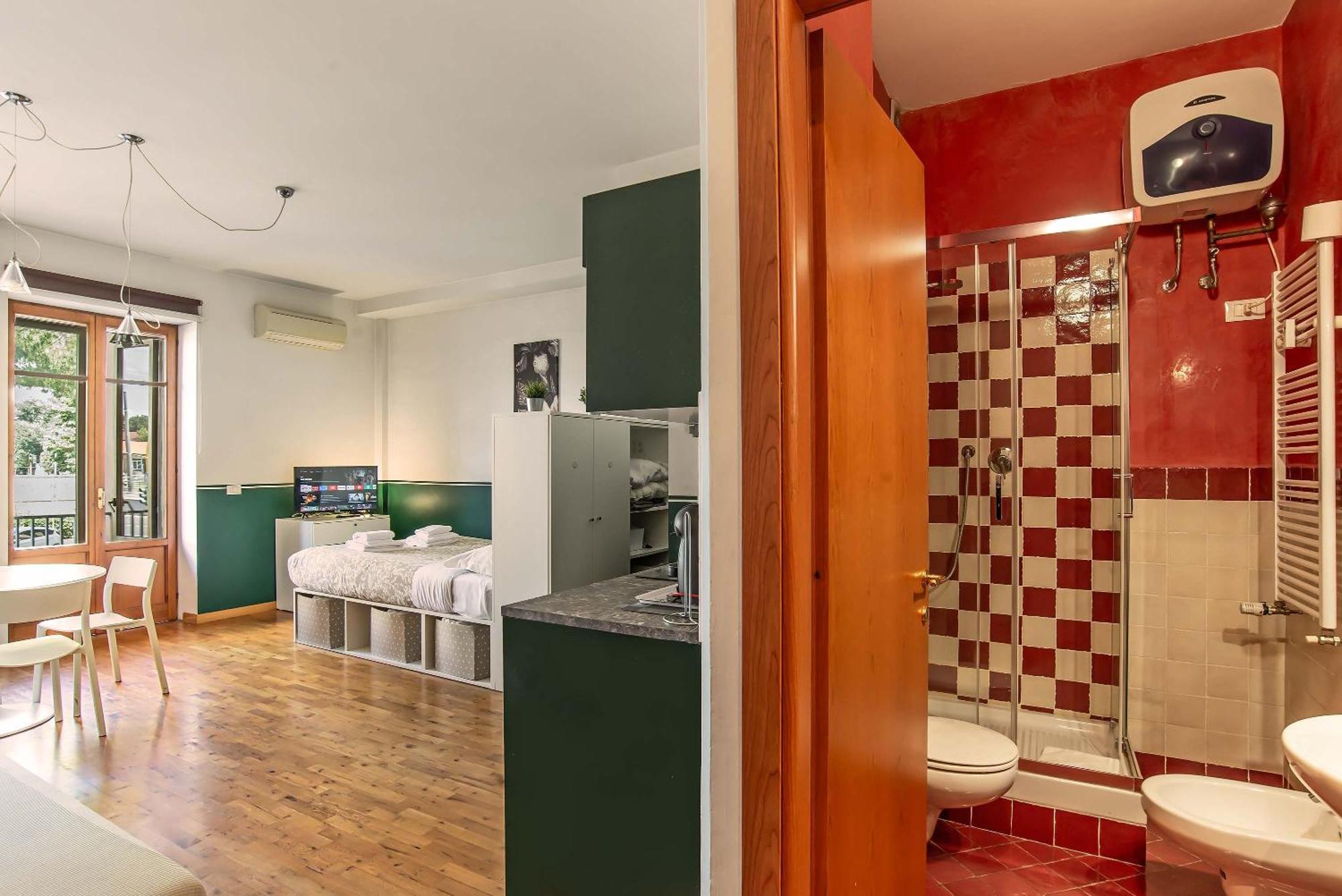 Lusa Suite With Free Private Parking Флоренция Экстерьер фото