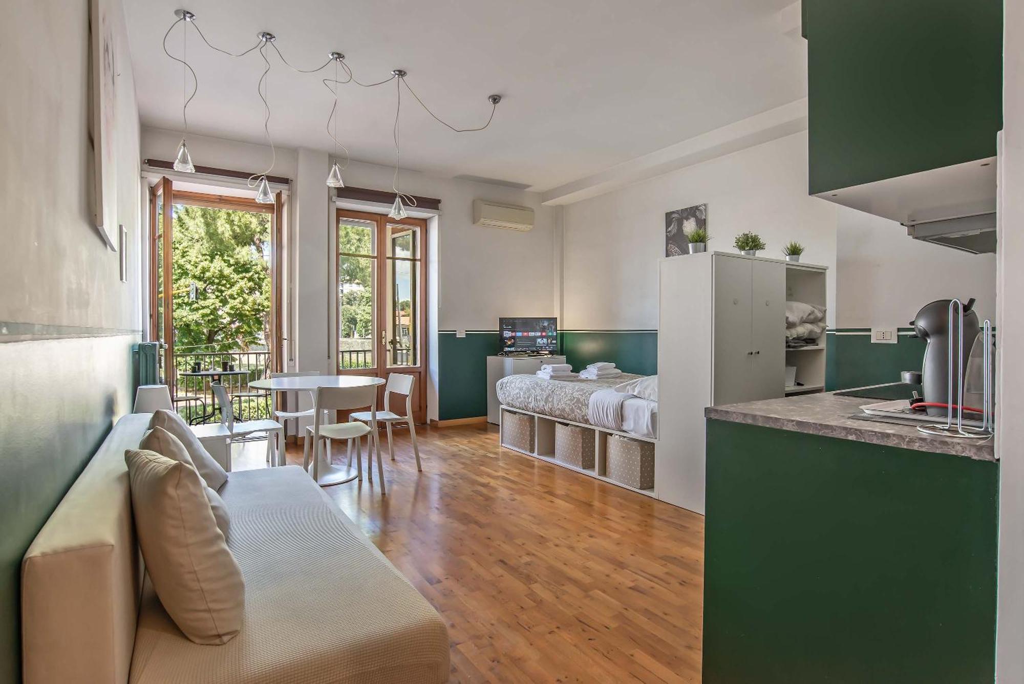 Lusa Suite With Free Private Parking Флоренция Экстерьер фото